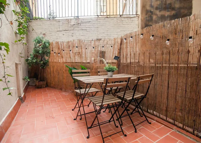 아파트 E2val1028 - Eixample Esquerra With Terrace 바르셀로나