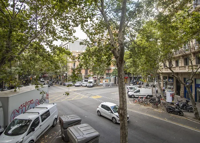 E2val1028 - Eixample Esquerra With Terrace *